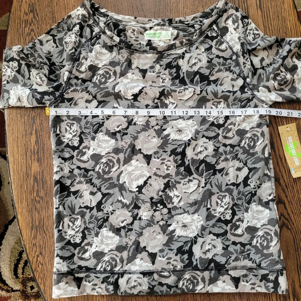 Dream Out Loud Floral Scoop Neck Sweatshirt Top with Gems Size Junior XL NEW - Picture 6 of 9